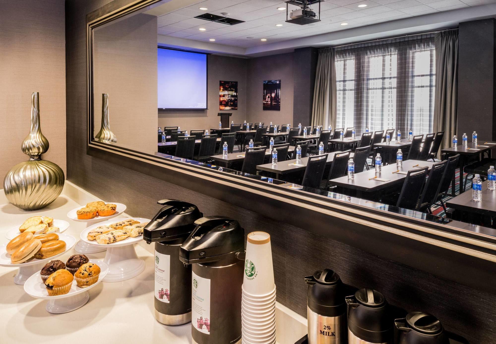Courtyard By Marriott Wilmington Downtown/Historic District Hotel Екстериор снимка
